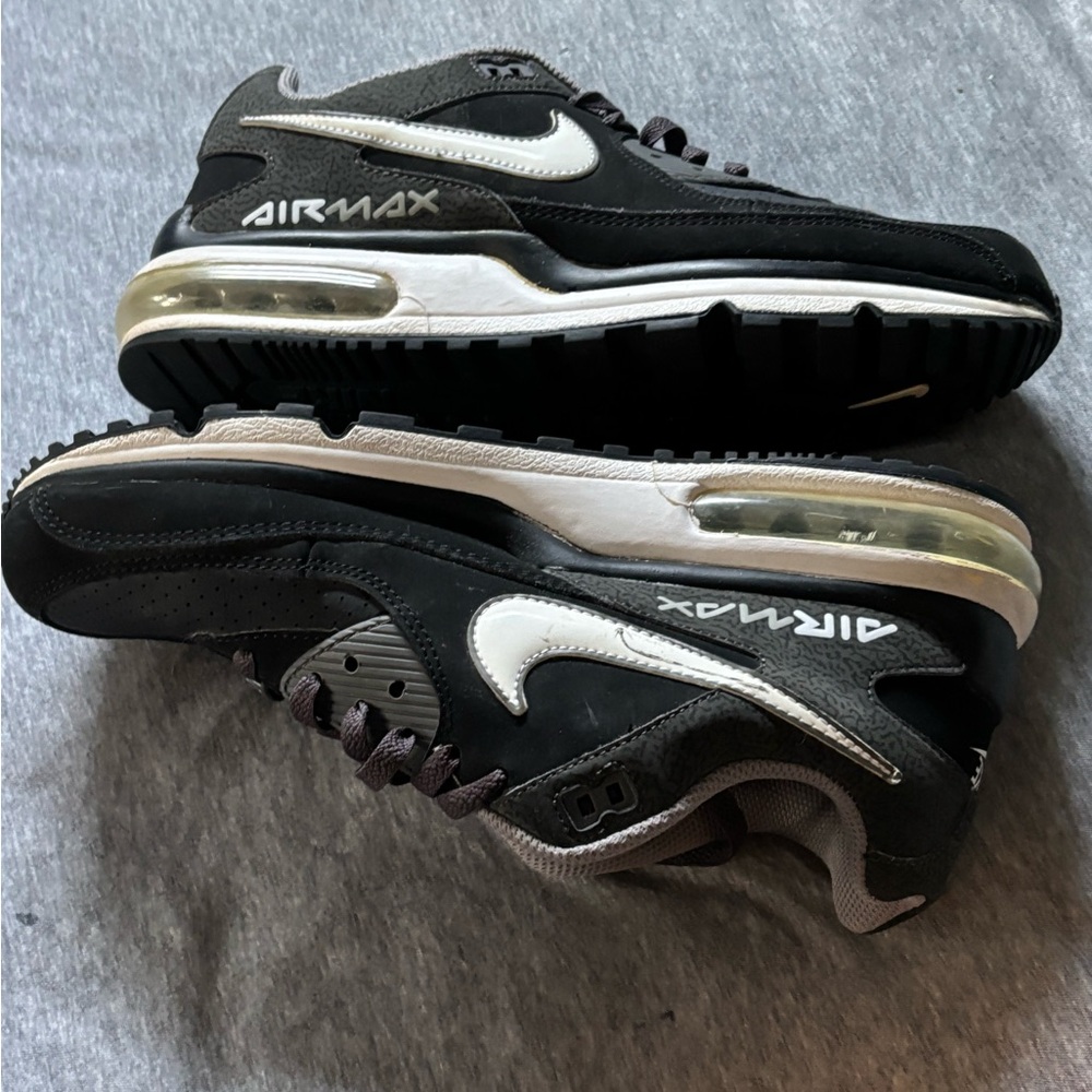 Nike Air Max Men's Black and White Sneakers 2013